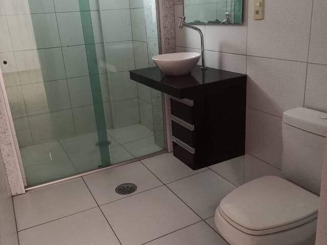 Apartamento para Venda em São Vicente - 2
