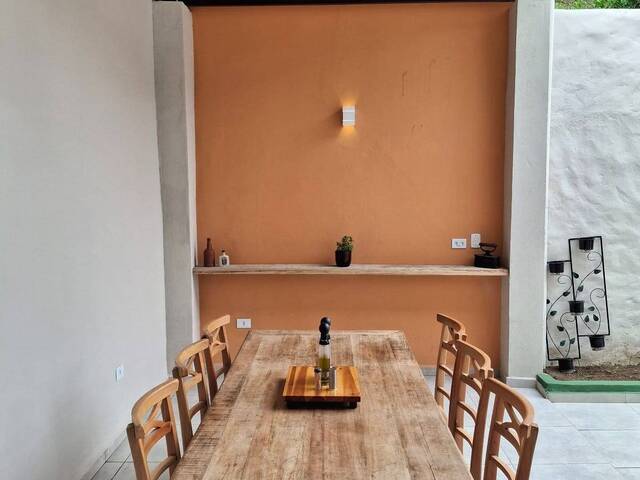 Sobrado para Venda em São Sebastião - 3