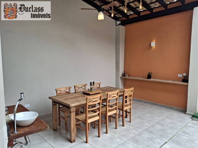 Sobrado para Venda em São Sebastião - 4