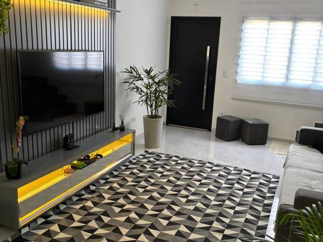 Sobrado para Venda em Atibaia - 4