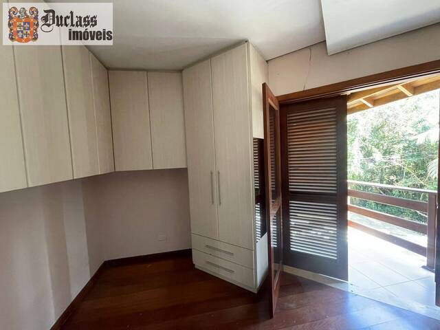 Sobrado para Venda em Mairiporã - 5