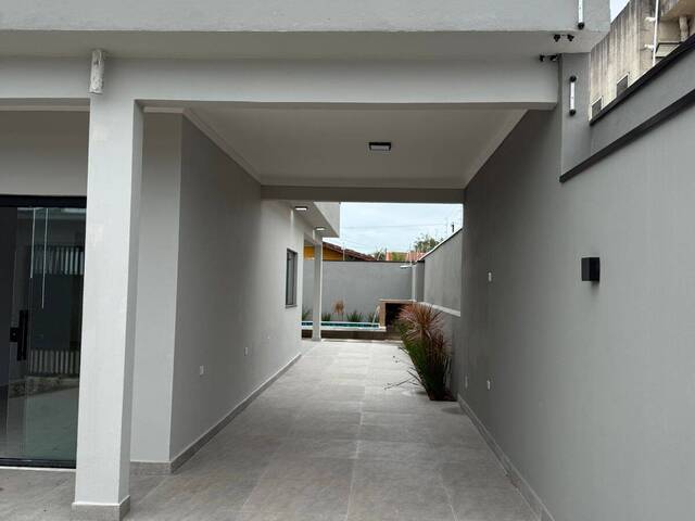 Casa para Venda em Itanhaém - 3