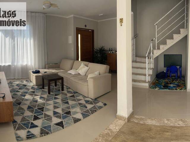 Sobrado para Venda em Bertioga - 3