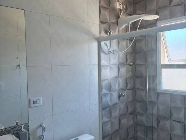 Sobrado para Venda em Bertioga - 2