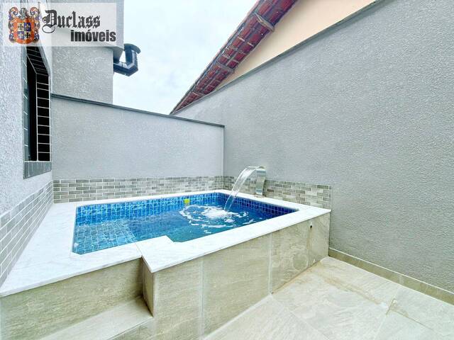 Sobrado para Venda em Itanhaém - 5
