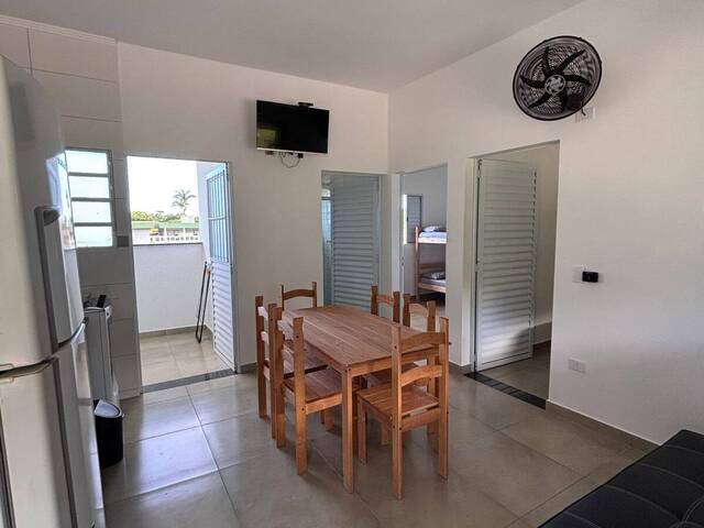 Apartamento para Venda em Ubatuba - 2