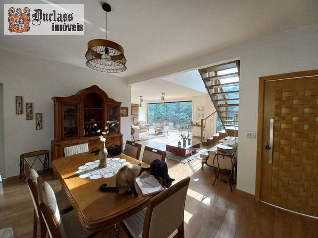 Sobrado para Venda em Atibaia - 3