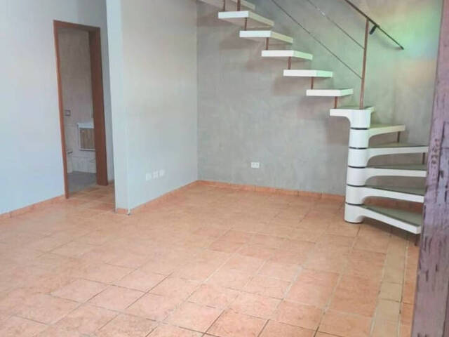 Sobrado para Venda em Praia Grande - 5