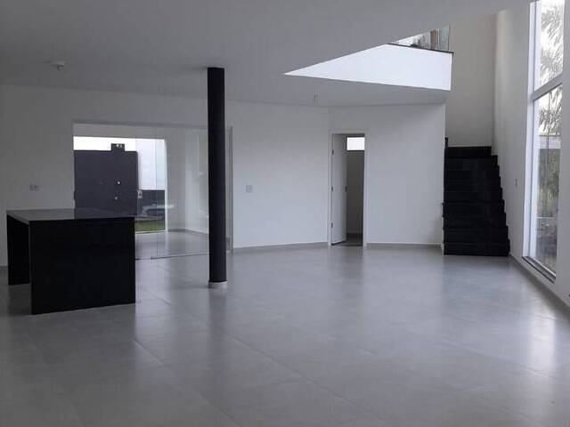 Sobrado para Venda em Atibaia - 5