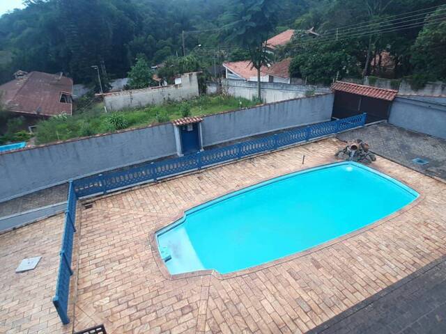 Sobrado para Venda em Atibaia - 2