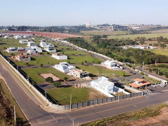 Terreno para Venda em Americana - 2