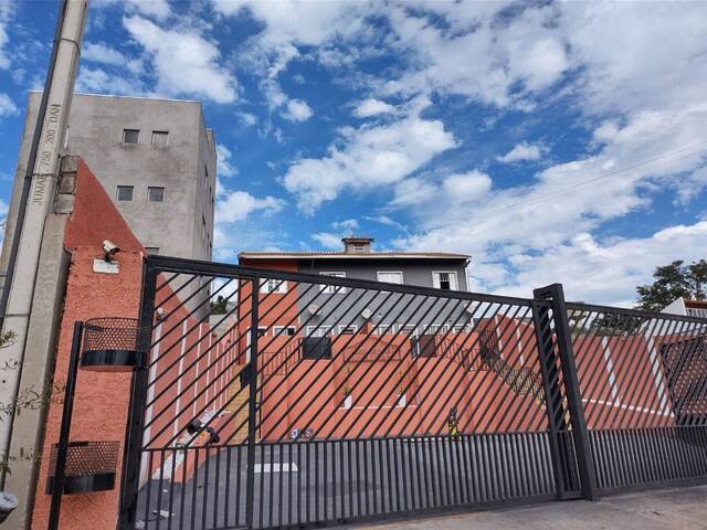 Sobrado para Venda em Atibaia - 3