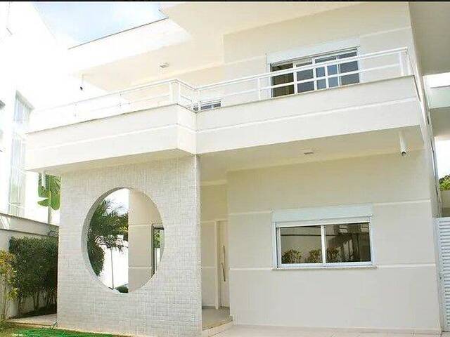 Sobrado para Venda em Bertioga - 3