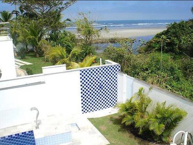 Sobrado para Venda em Bertioga - 4