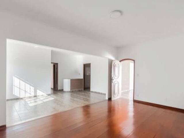 Casa para Venda em Campinas - 2