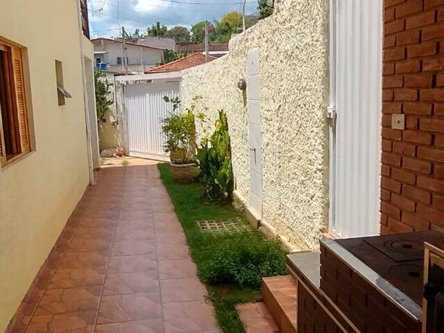 Sobrado para Venda em Atibaia - 4