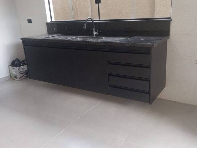 Sobrado para Venda em Atibaia - 2