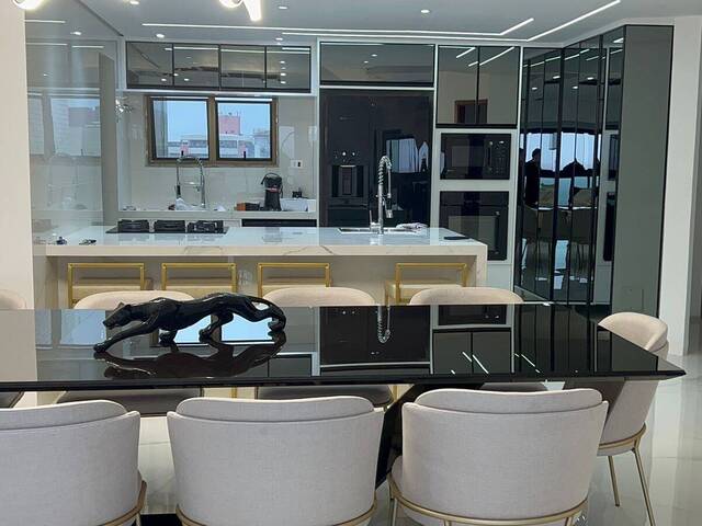 Cobertura para Venda em Bertioga - 2