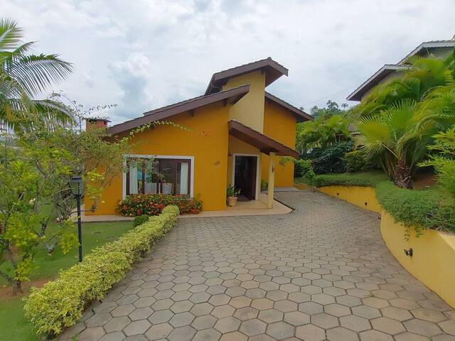 Sobrado para Venda em Atibaia - 3