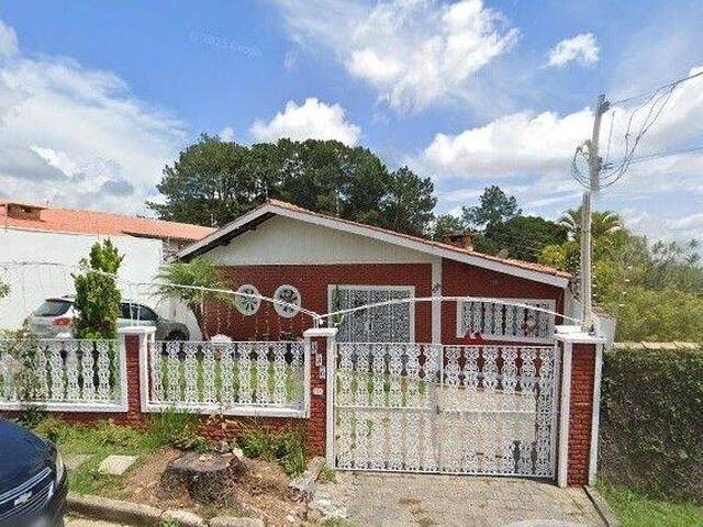 Casa para Venda em Atibaia - 3