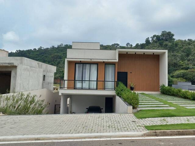 Casa para Venda em Atibaia - 3