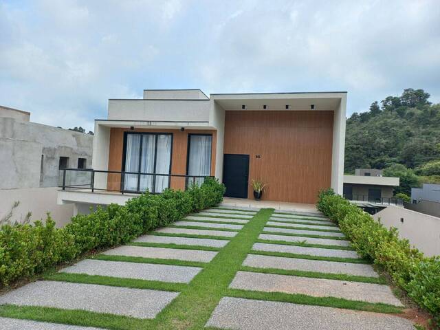 Casa para Venda em Atibaia - 5