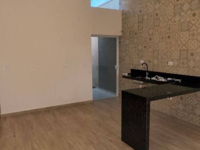 Casa para Venda em Piracaia - 3