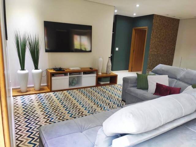 Sobrado para Venda em Cotia - 3