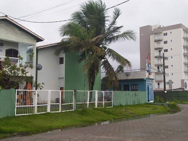 Prédio comercial para Venda em Caraguatatuba - 2