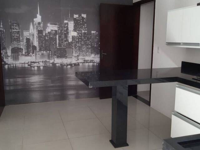 Casa para Venda em Atibaia - 3