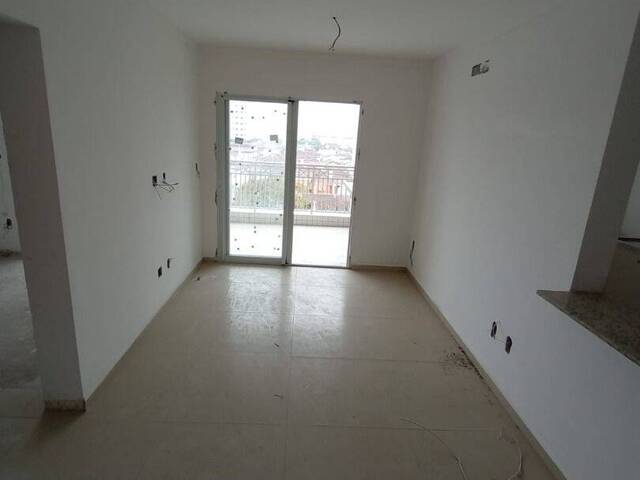 Apartamento para Venda em Praia Grande - 3