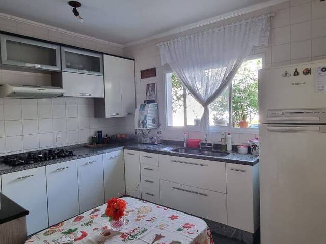 Sobrado para Venda em Jundiaí - 3