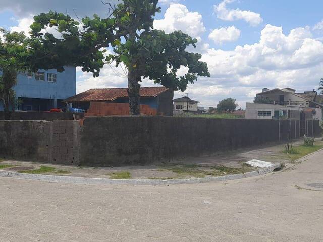 Terreno para Venda em Peruíbe - 4