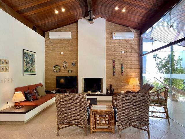 Sobrado para Venda em Ubatuba - 5