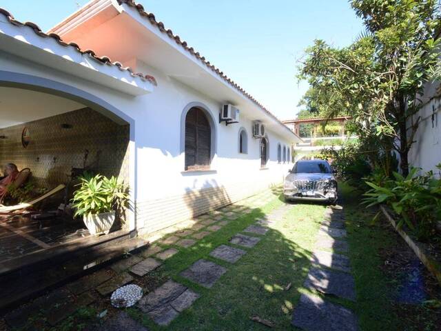 Casa para Venda em Peruíbe - 2