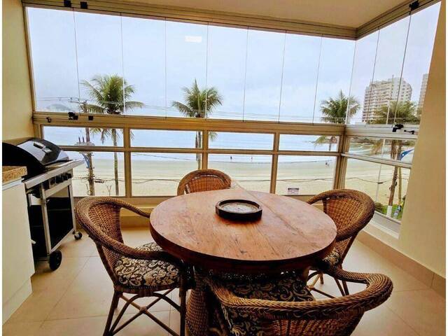 Apartamento para Venda em Guarujá - 2