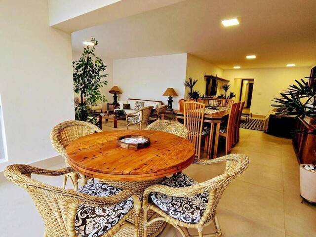 Apartamento para Venda em Guarujá - 4