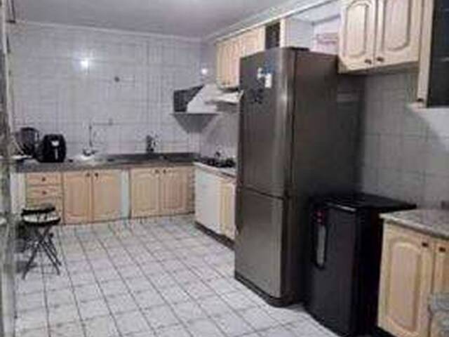 Sobrado para Venda em Jundiaí - 4