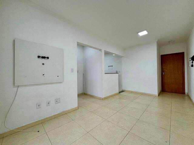 Apartamento para Venda em Praia Grande - 2