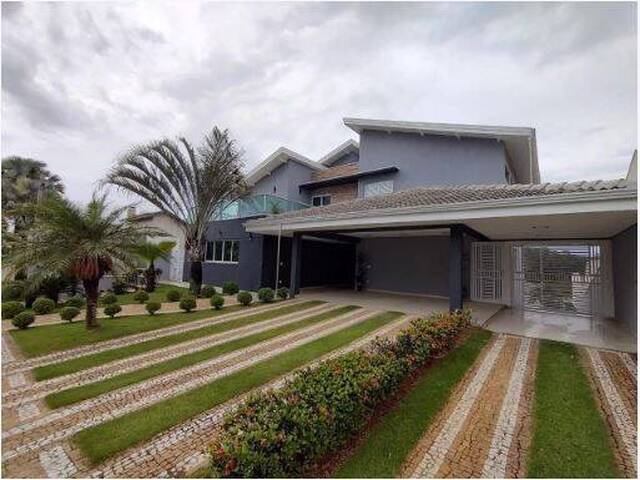 Sobrado para Venda em Jundiaí - 2