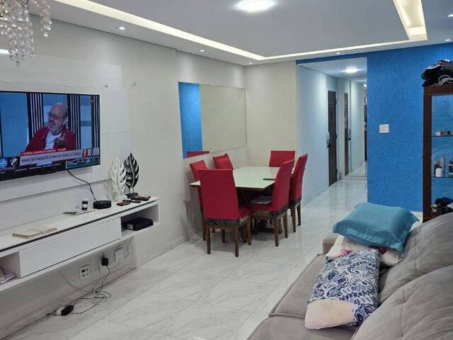 Apartamento para Venda em São Vicente - 3