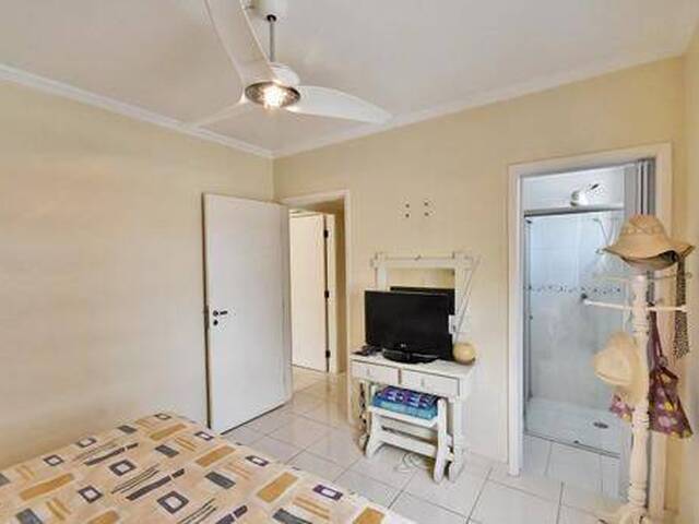 Apartamento para Venda em Guarujá - 3