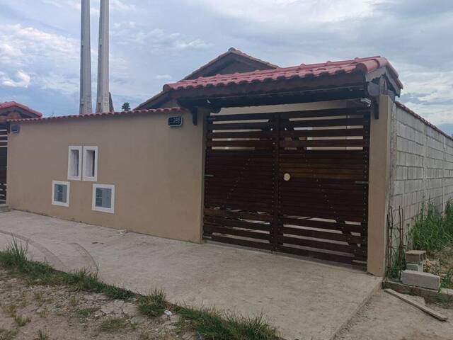 Casa para Venda em Itanhaém - 2