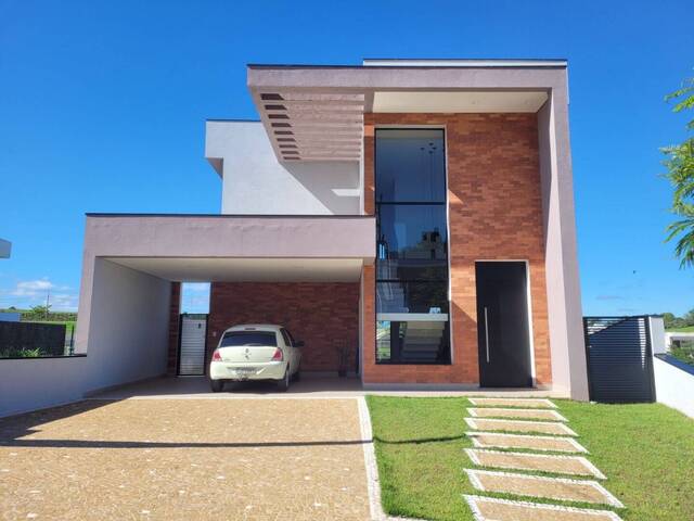 Sobrado para Venda em Itatiba - 2