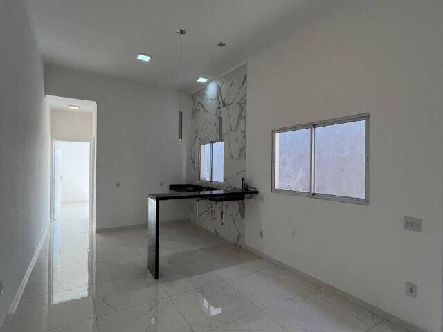 Casa para Venda em Bom Jesus dos Perdões - 5