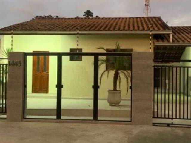 Casa para Venda em Caraguatatuba - 2