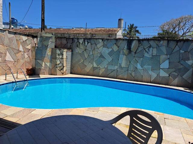 Sobrado para Venda em Bertioga - 2