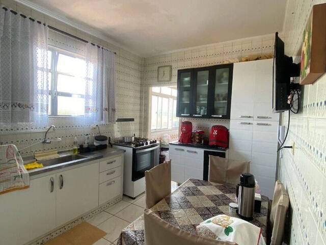 Apartamento para Venda em São Vicente - 3