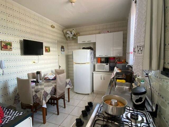 Apartamento para Venda em São Vicente - 4