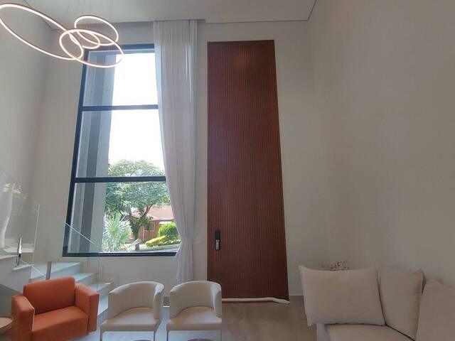 Sobrado para Venda em Atibaia - 4